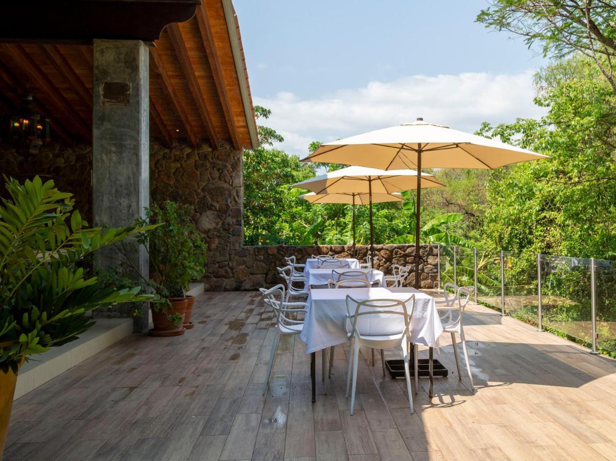 Hotel Amate Del Rio มาลินาลโค ภายนอก รูปภาพ