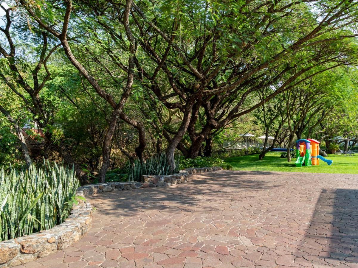 Hotel Amate Del Rio มาลินาลโค ภายนอก รูปภาพ