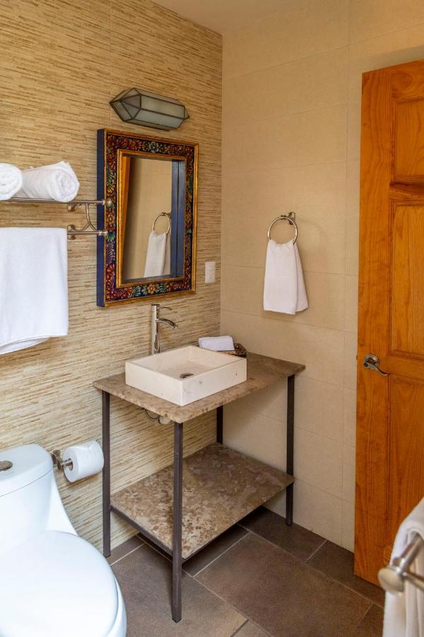 Hotel Amate Del Rio มาลินาลโค ภายนอก รูปภาพ