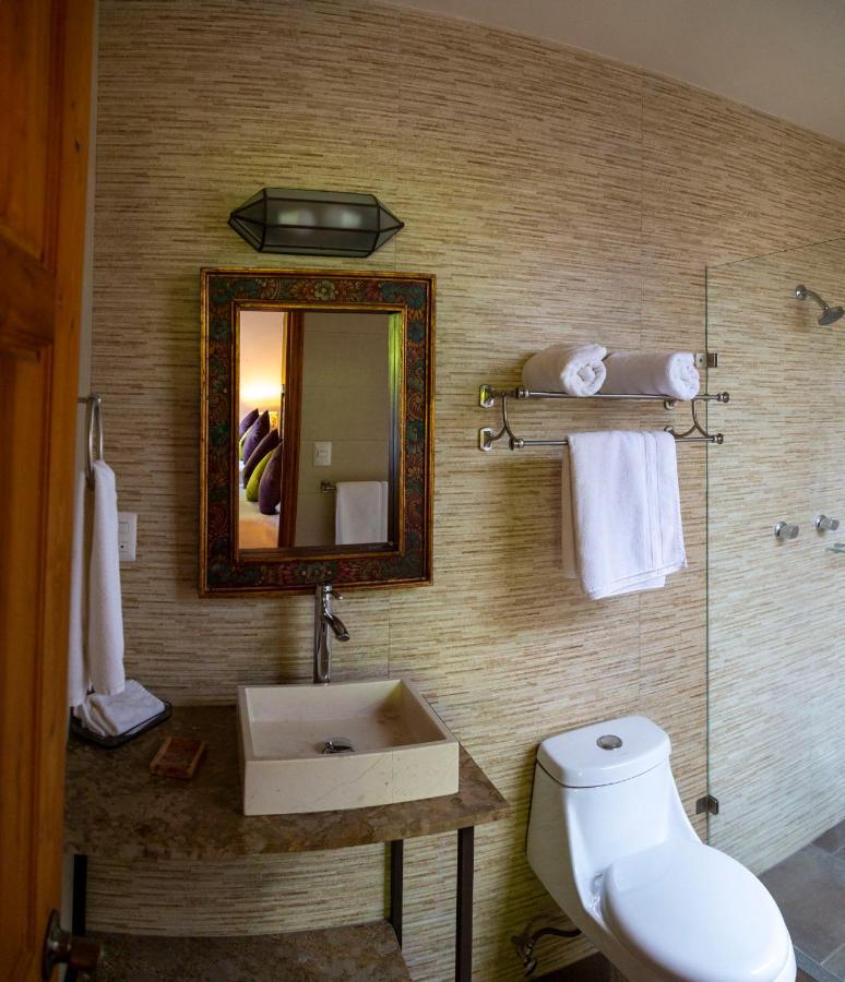 Hotel Amate Del Rio มาลินาลโค ภายนอก รูปภาพ