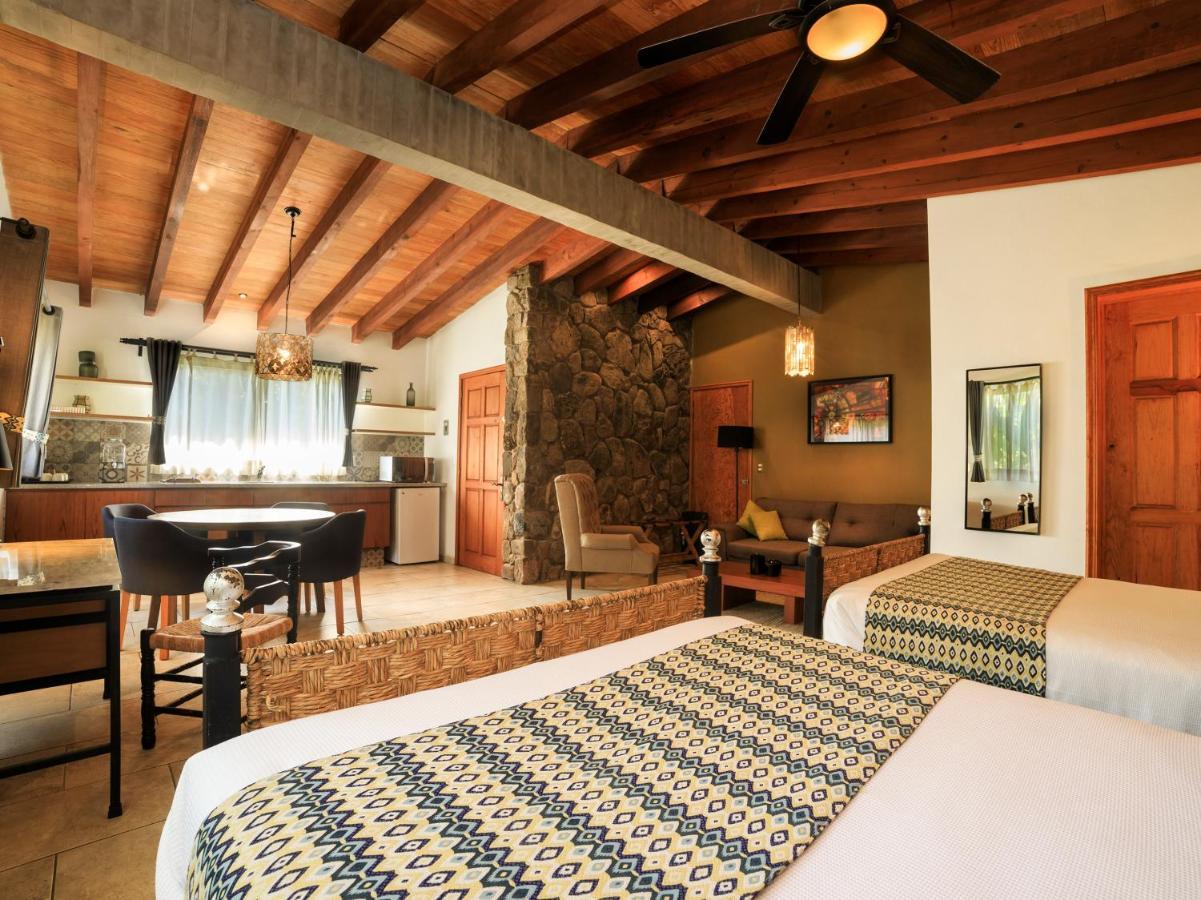 Hotel Amate Del Rio มาลินาลโค ภายนอก รูปภาพ