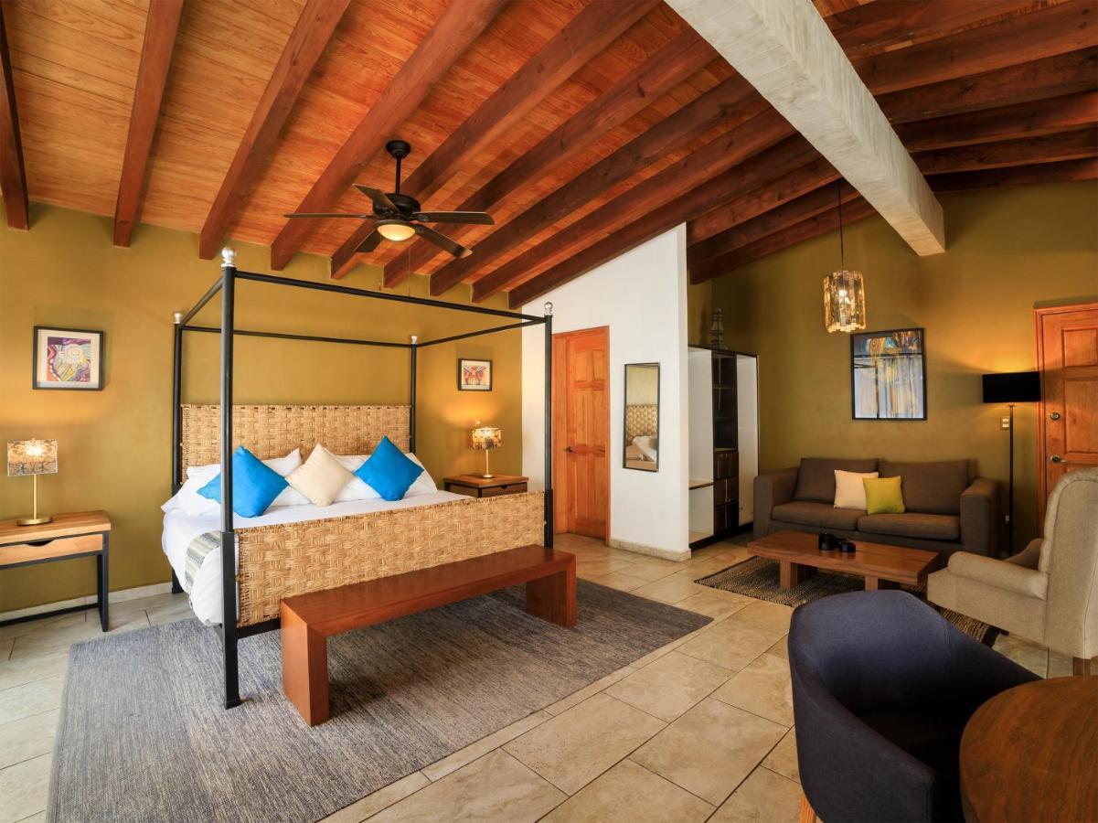 Hotel Amate Del Rio มาลินาลโค ภายนอก รูปภาพ