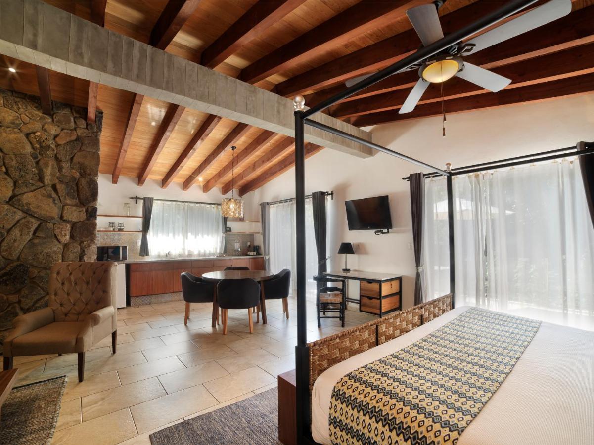 Hotel Amate Del Rio มาลินาลโค ภายนอก รูปภาพ